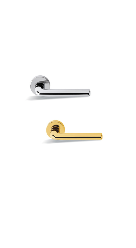 РУЧКА STILO НА РОЗЕТКЕ